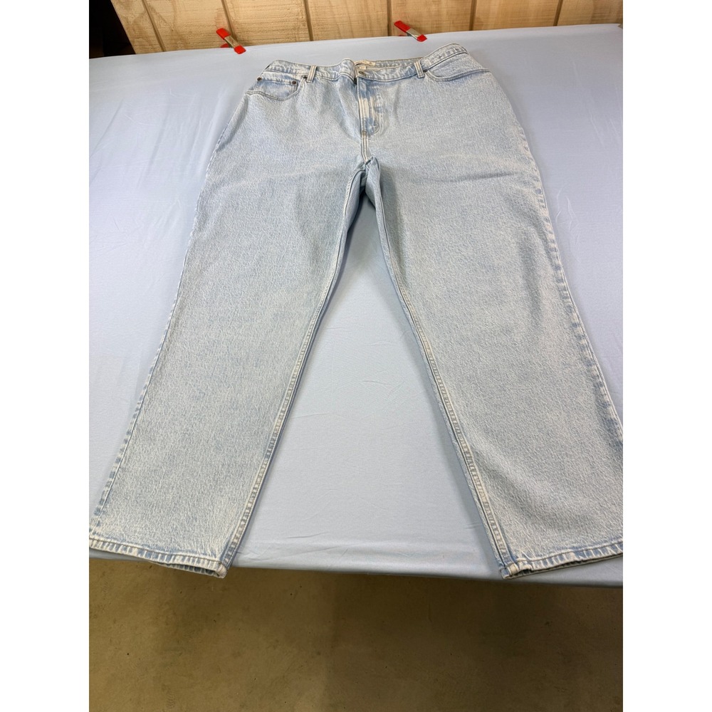 Abercrombie & Fitch Curv Love The 90s Straight Ultra High Rise Jean 35/20R Light